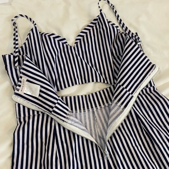 Main Strip women’s romper in vertical stripes  blue and white - Picture 5 of 7